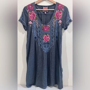 Johnny Was Gray Top with Floral Embroidery